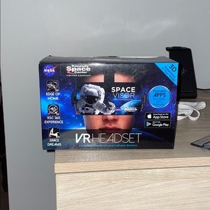 NASA Kennedy Space Center 3D VR Headset/Visor